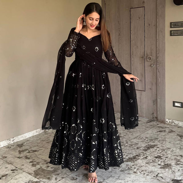 BLACK EMBROIDERED GEORGETTE ANARKALI SUIT SET